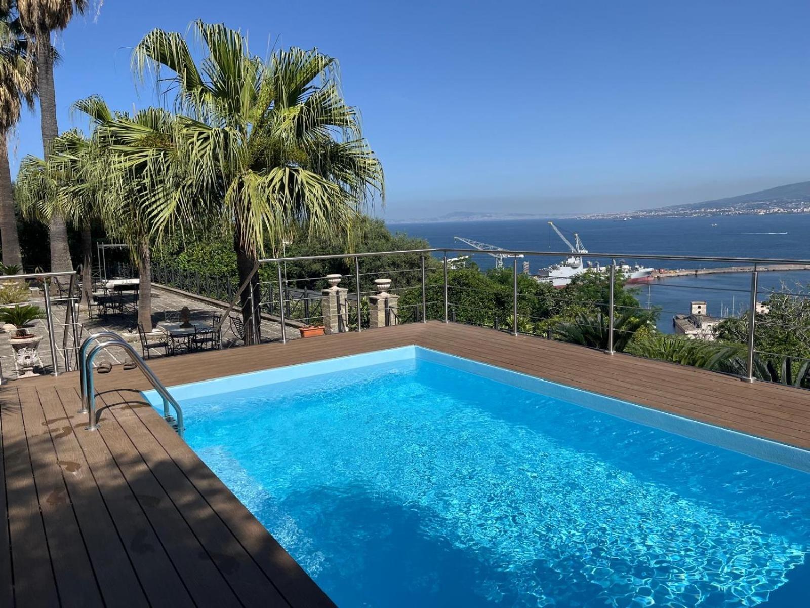 Poggio Miramare Luxury Home Castellammare di Stabia Exterior photo